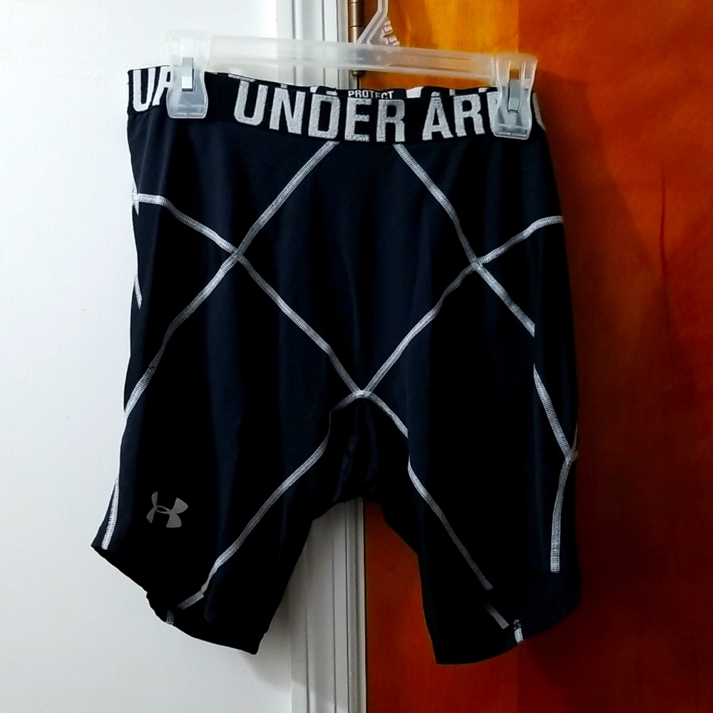 Men's Under Armor compression shorts